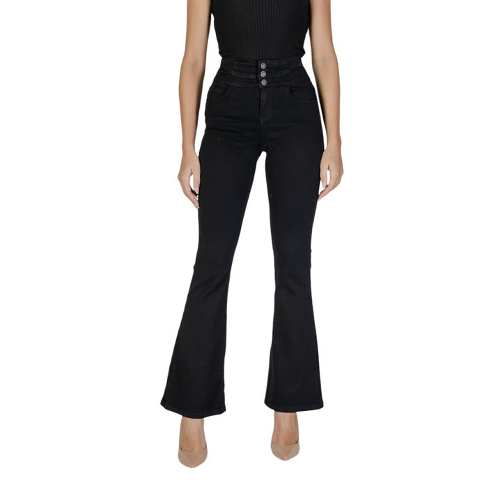 Only  Women Trousers Article code: 15307601