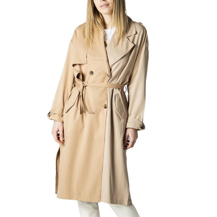 Only  Women Coat Article code: 15251656