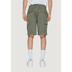 Calvin Klein Jeans - Shorts Men Article code: J30J325140