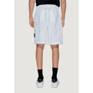 Calvin Klein Jeans - Shorts Men Article code: J30J325140